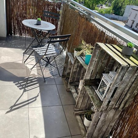 Apartament Solna 80 - Centrum Miasta Z Podziemnym Garazem Kielce Extérieur photo