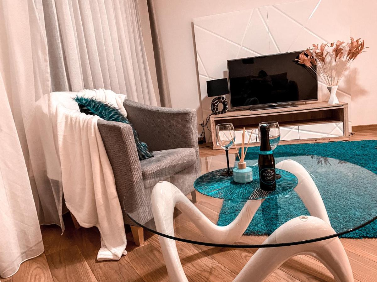Apartament Solna 80 - Centrum Miasta Z Podziemnym Garazem Kielce Extérieur photo