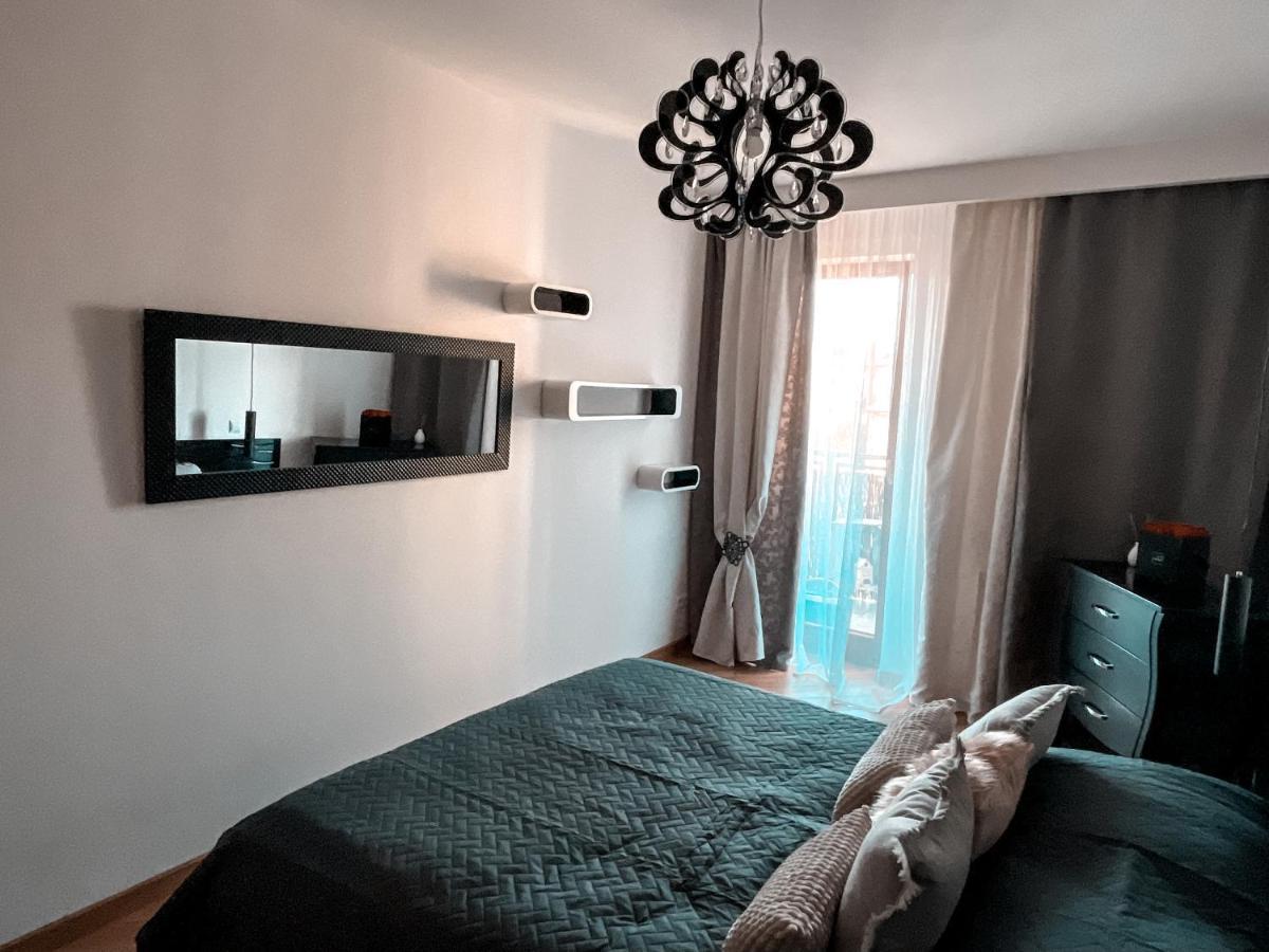 Apartament Solna 80 - Centrum Miasta Z Podziemnym Garazem Kielce Extérieur photo