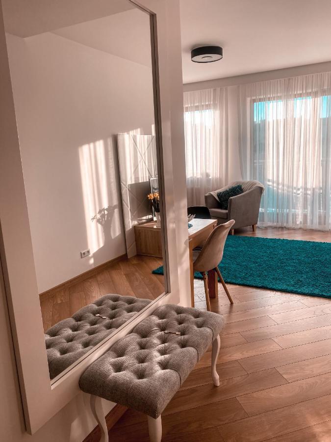 Apartament Solna 80 - Centrum Miasta Z Podziemnym Garazem Kielce Extérieur photo