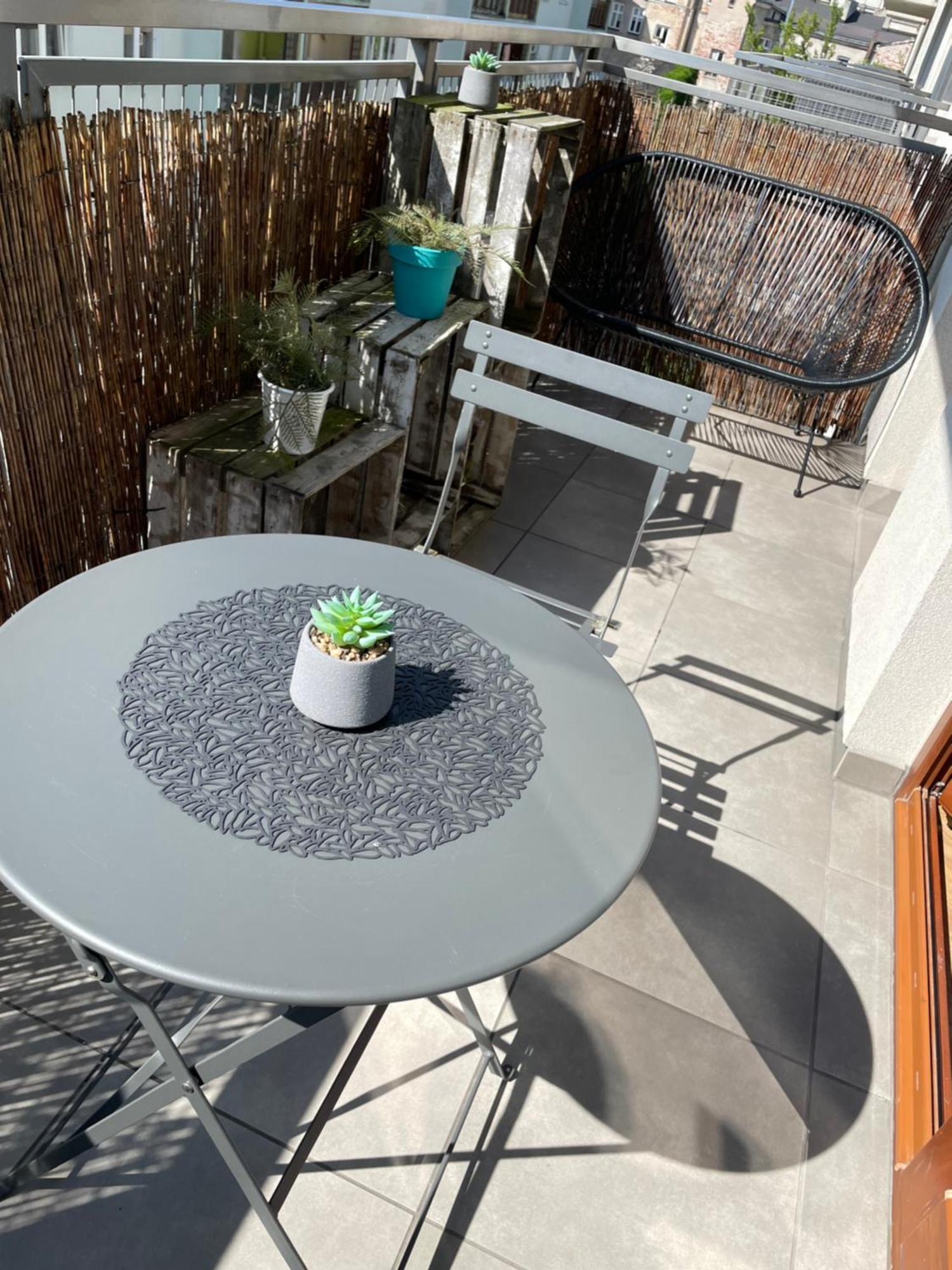 Apartament Solna 80 - Centrum Miasta Z Podziemnym Garazem Kielce Extérieur photo