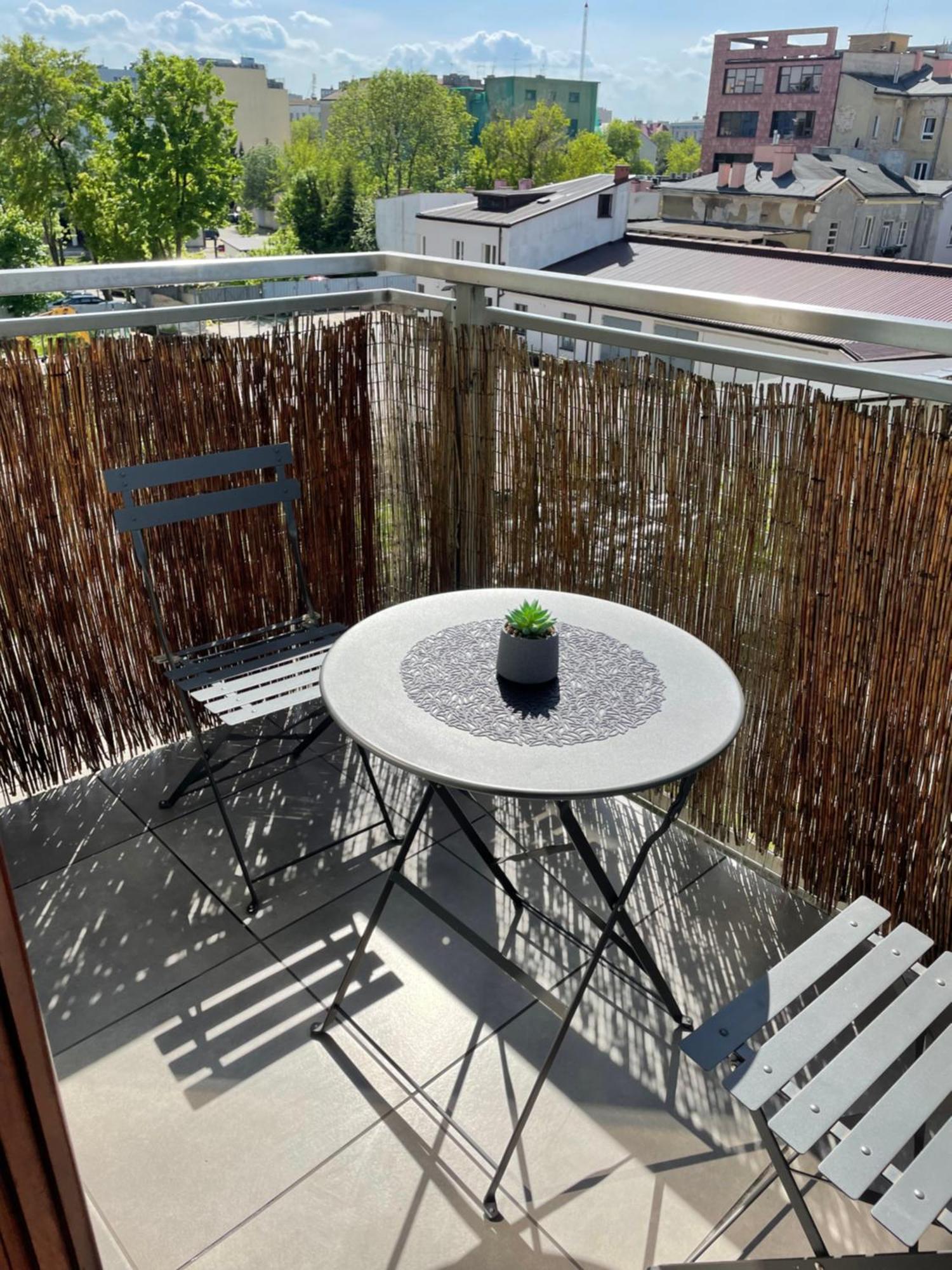 Apartament Solna 80 - Centrum Miasta Z Podziemnym Garazem Kielce Extérieur photo